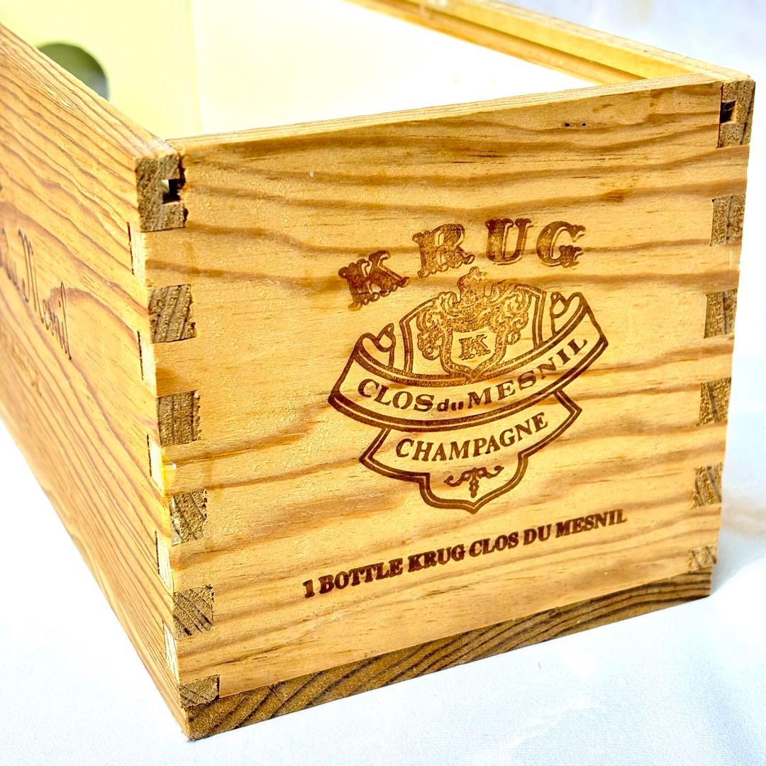 希少・空き瓶Krug クリュッグ クロ・デュ・メニル 1990 木箱＆冊子付き