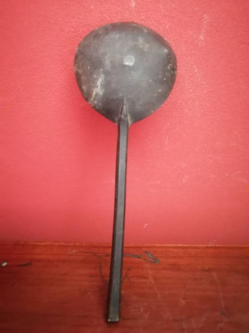 オランダ ピュータースプーン2点（17世紀、18世紀）