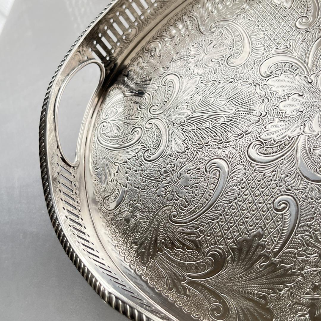 英国】 ギャラリートレー オーバル型 41cm 装飾フット