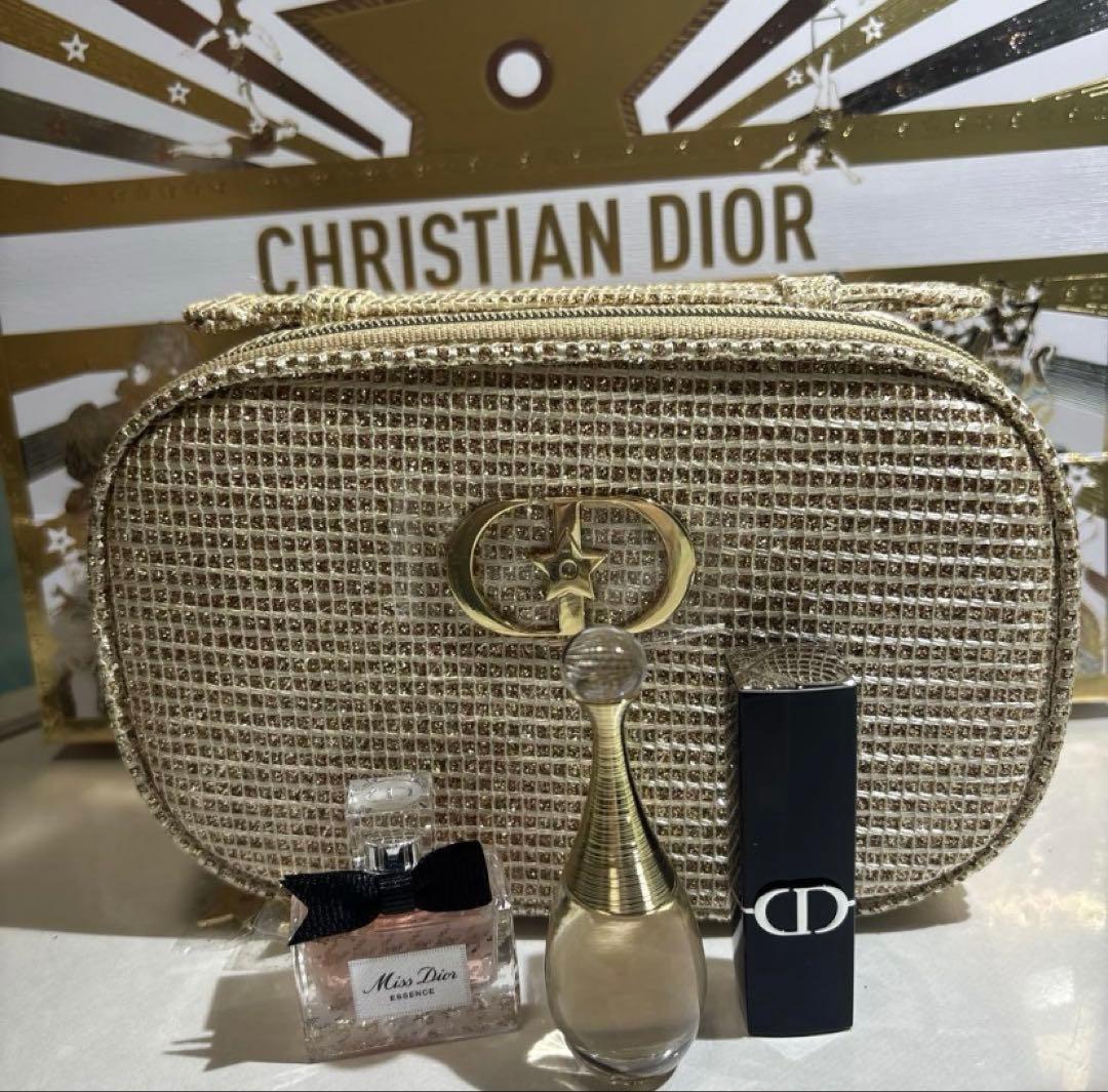 ディオール クリスマスオファー2025 diorホリデー ポーチ ノベルティ