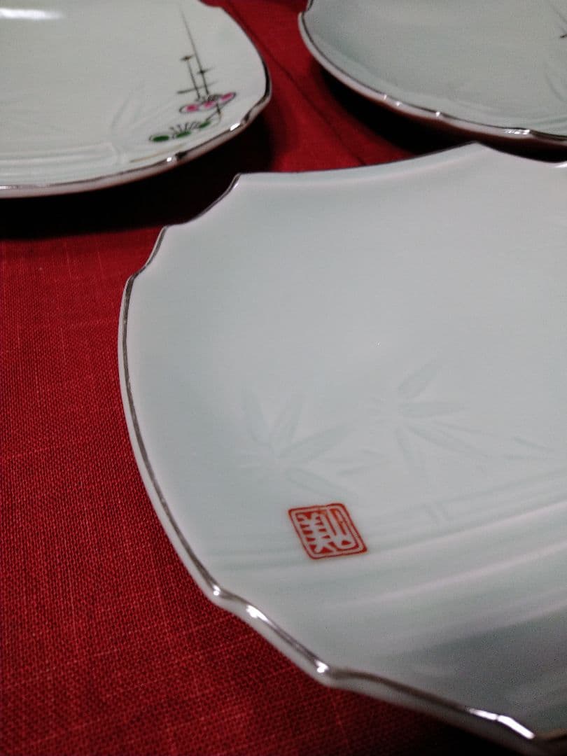 ♥希少なレア品コレクション品♥貴重な６０年前ヴィンテージ♥九谷焼【美山窯】4中皿