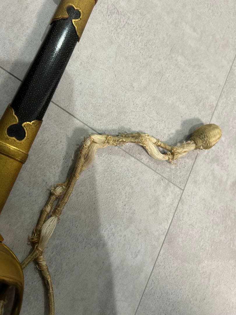 旧日本軍　サーベル　模造刀になります。欲しい方がいる為最終値下げ。