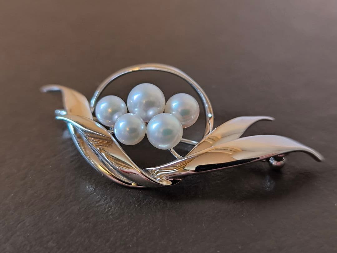 MIKIMOTO ミキモト 5珠 真珠 シルバー silver ブローチ