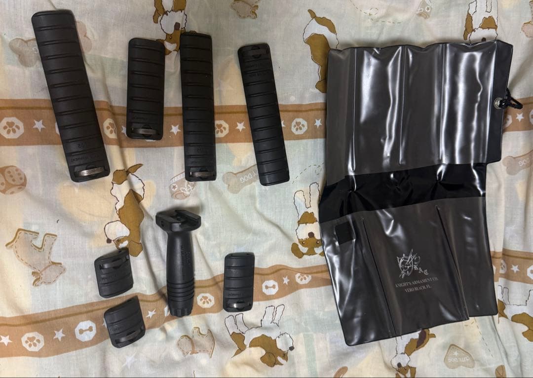 米軍実物KAC Knights Amamentレールカバーフォアグリップ セット