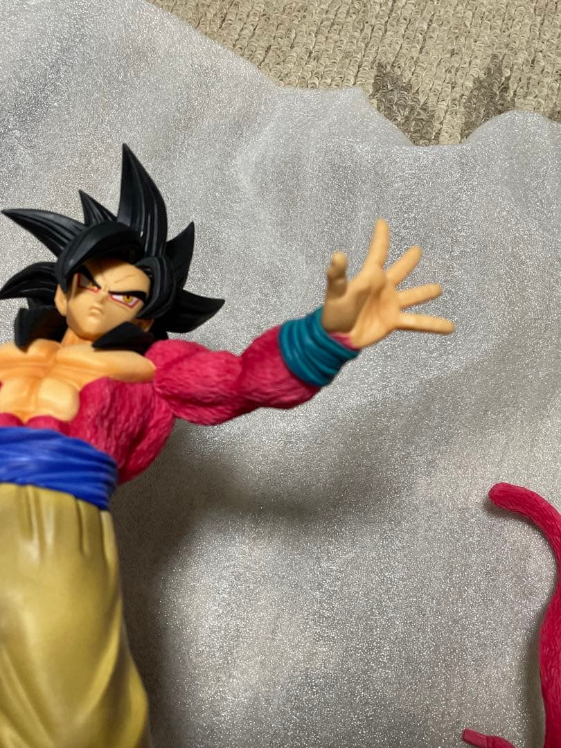 箱無し　一番くじ ドラゴンボール B賞 超サイヤ人4 孫悟空 フィギュア
