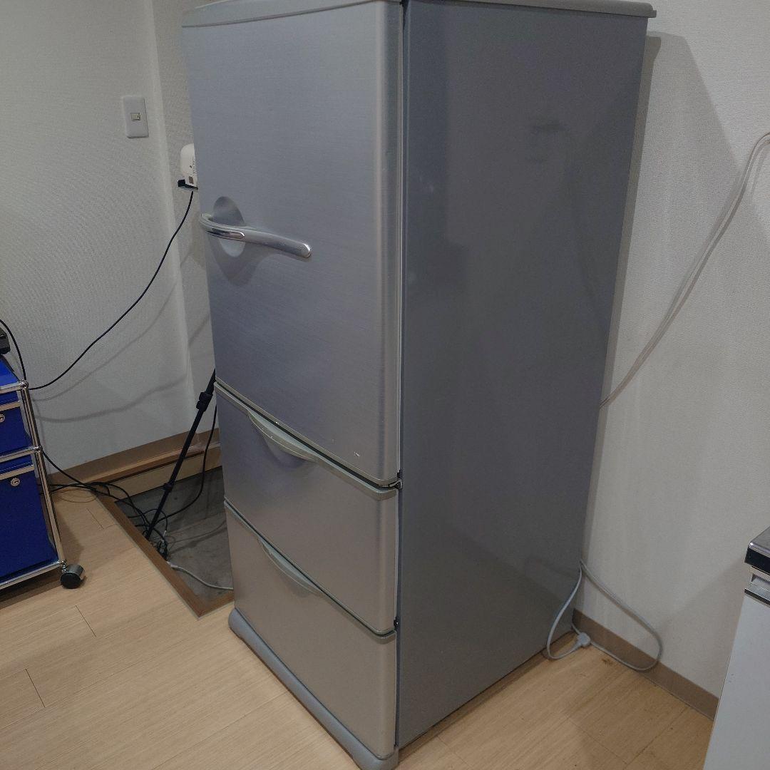 255L AQUA 3ドア冷蔵庫 AQR-261A