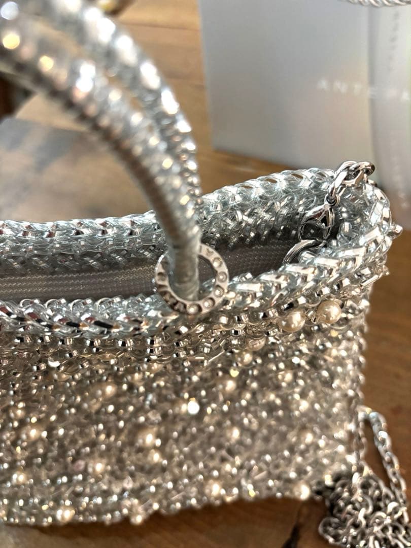 アンテプリマ　ペルラグリッター　ワイヤーバッグパール　シルバー極美品