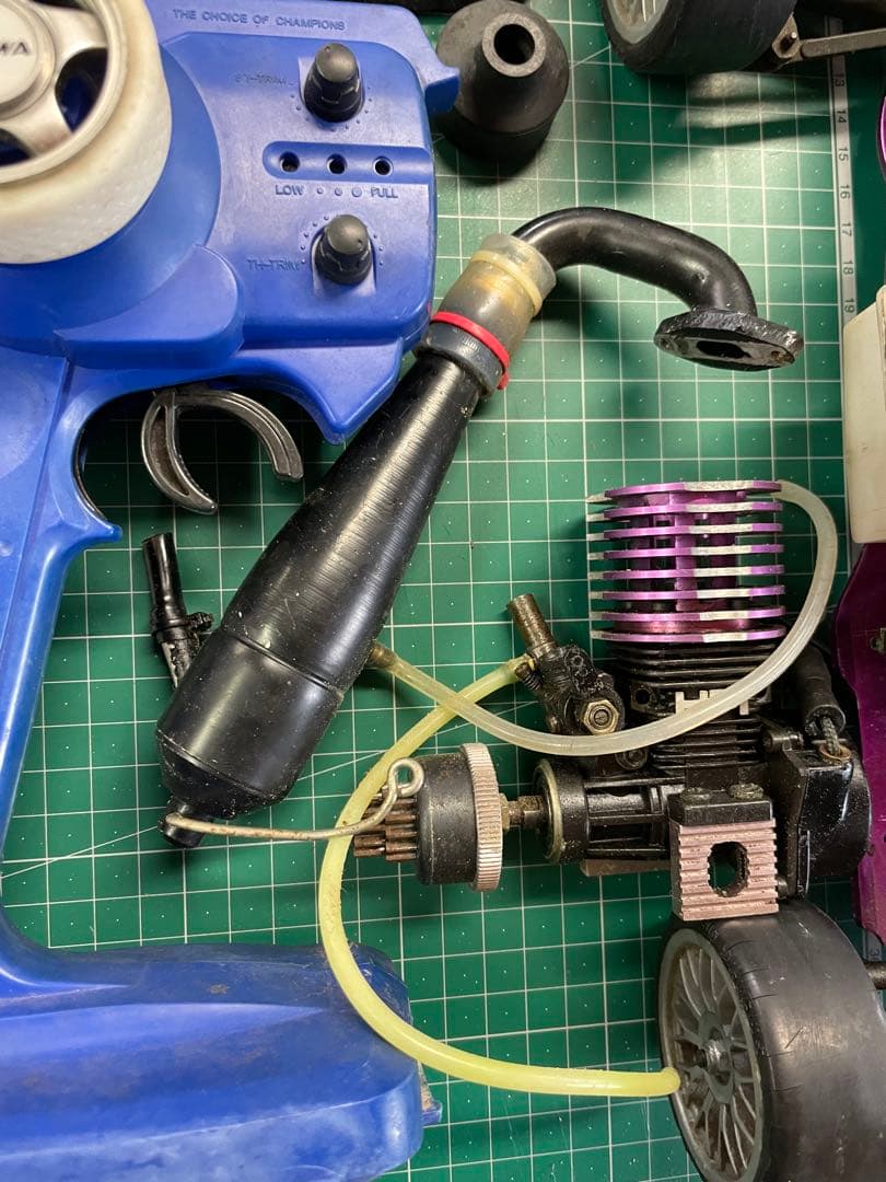 hpiエンジンラジコン　ジャンク部品取り