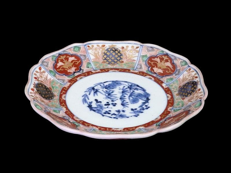 古伊万里 金襴手 松竹梅 菊花四方襷紋に花の図 6寸皿