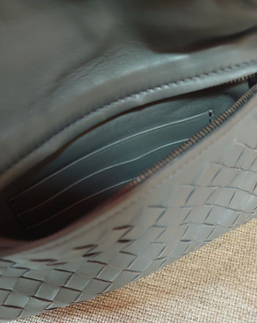 ボッテガ・ヴェネタ イントレチャート チェーン バッグ 今月末まで値下げ