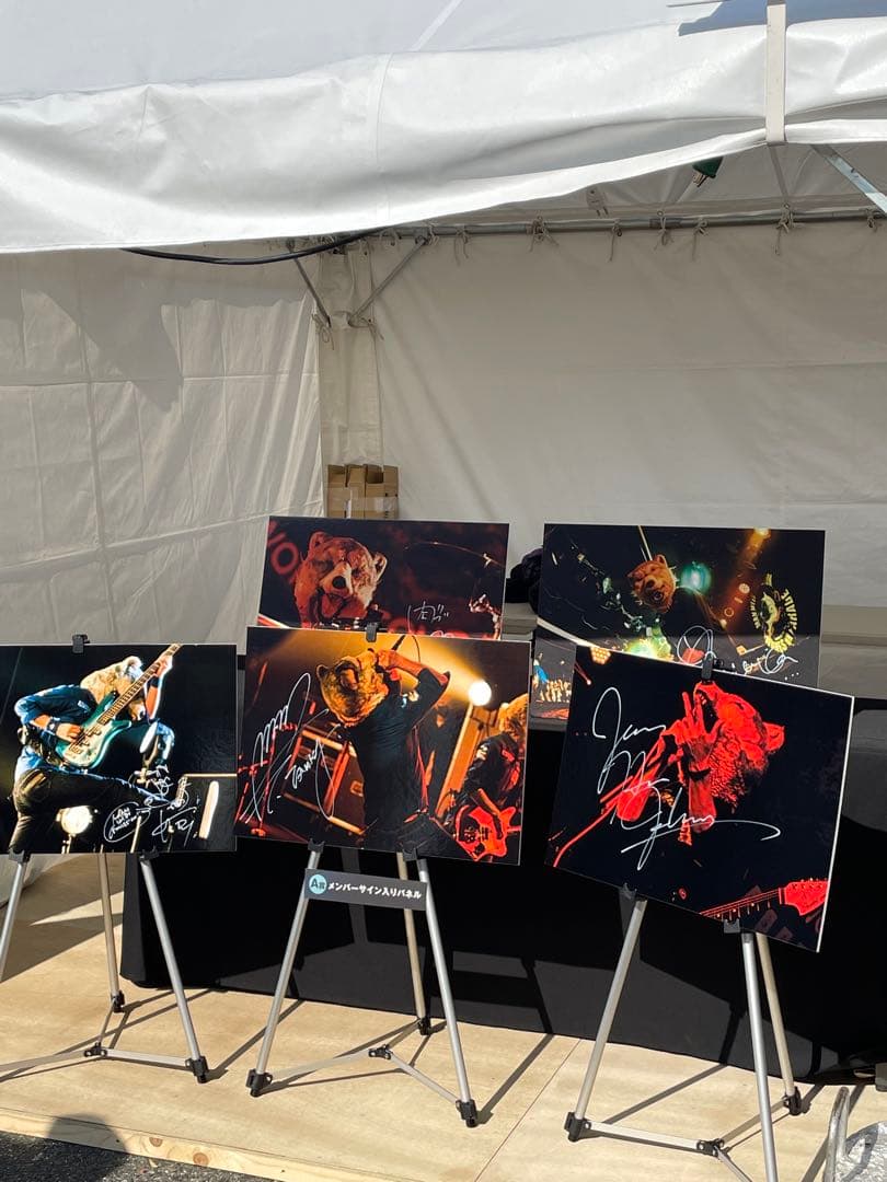 MAN WITH A MISSION 直筆サイン入りパネル DJサンタモニカ dj santa monica