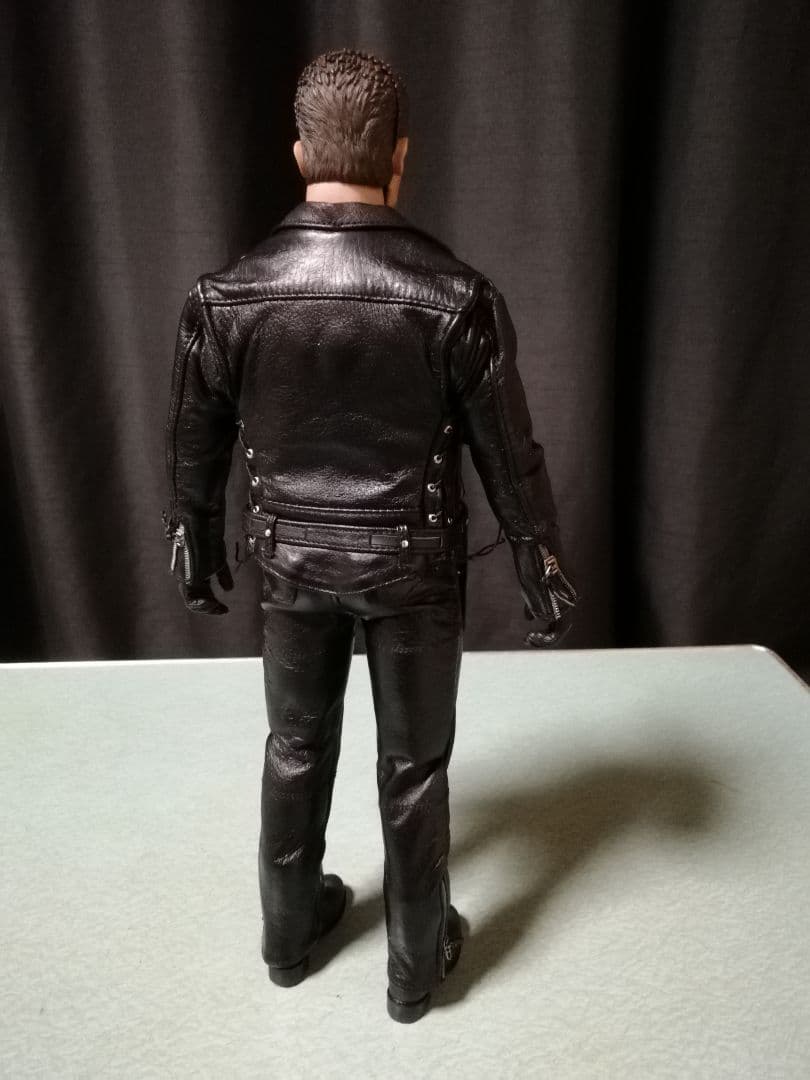 HOTTOYS　ホットトイズ製 1/6 ターミネーター2 T-800DX版