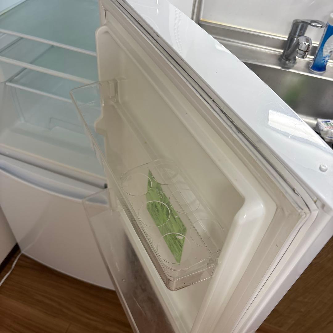 2021年製アイリスオーヤマ冷蔵庫 IRSD-14A-W142L