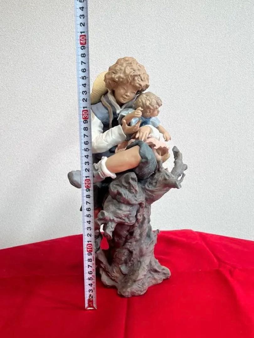 リヤドロ 木登り