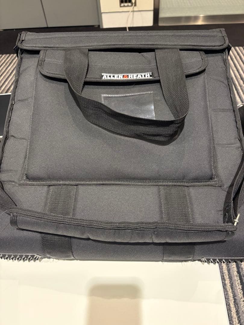 ALLEN & HEATH Qu-16C/純正キャリーバッグ/純正ミキサーライト