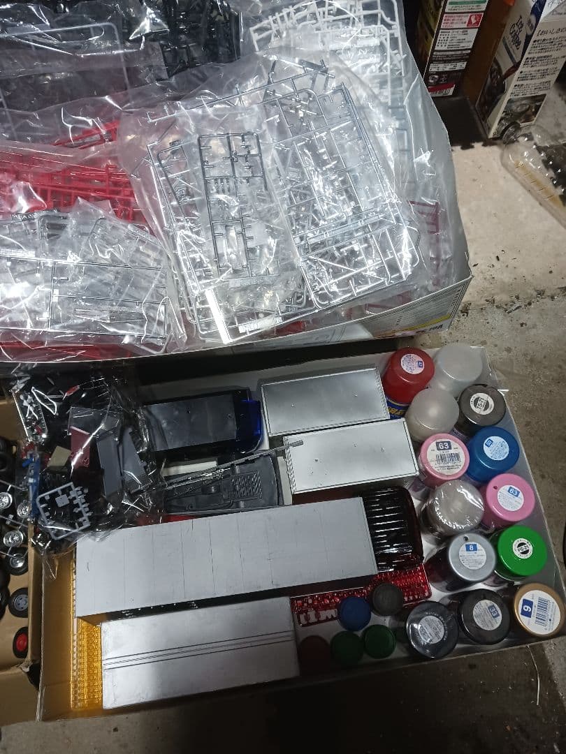 1/32デコトラ、トラックプラモデル余り部品、ジャンク詰め合わせ、余剰