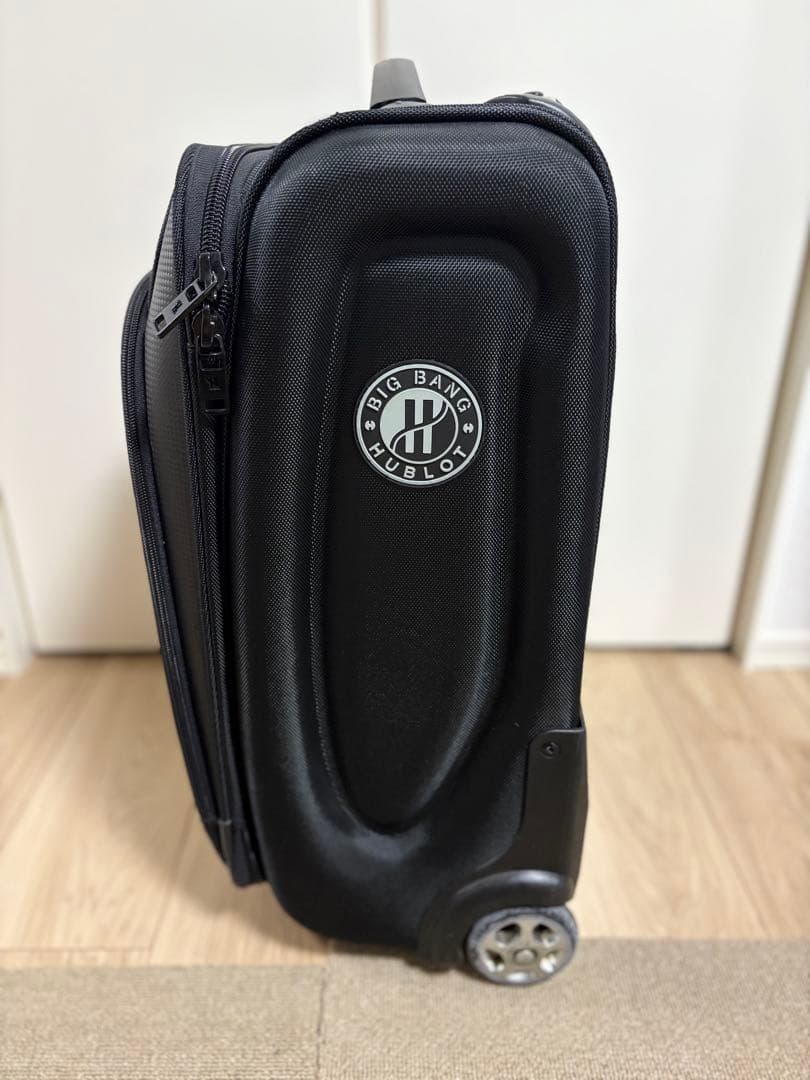 非売品・美品】HUBLOT ウブロ キャリーバッグ ノベルティ 希少