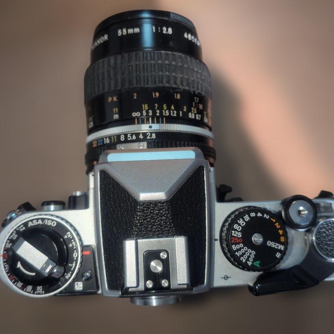 Nikon FE2 ＋ Micro-Nikkor F2.8 50mmレンズ カメラ