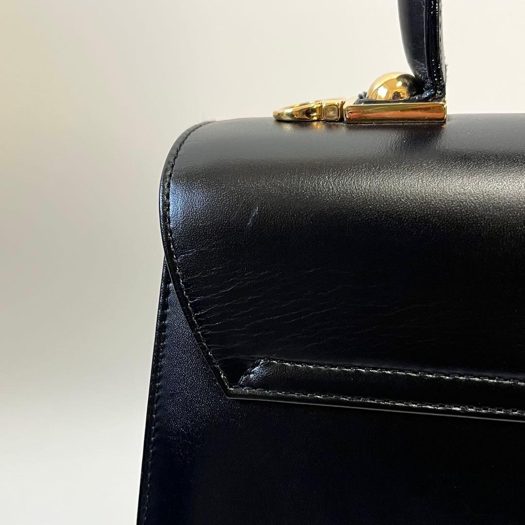 フェラガモ　2way　ガンチーニ　ハンドバッグ　レザー　黒　ブラック　フォーマル