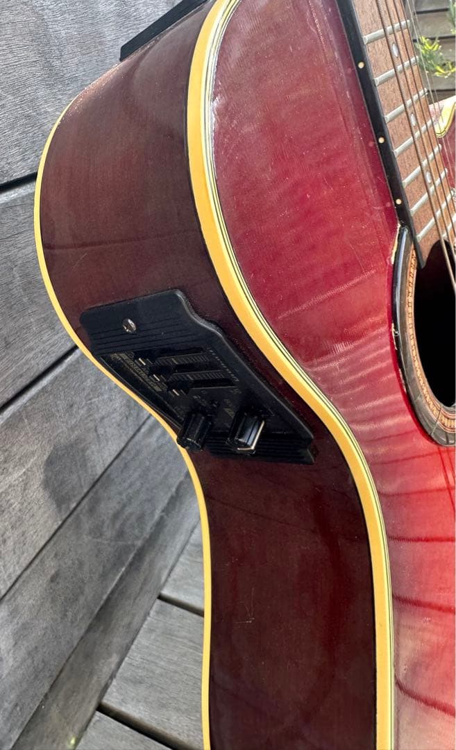 YAMAHA APX-6SAエレキギター