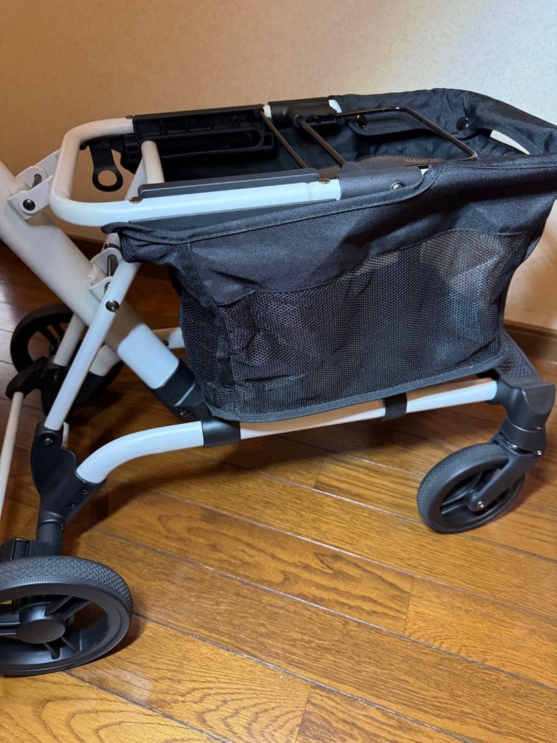 週末セール《限定カラー》美品‼️エアバギー wiz X チェリーピンク