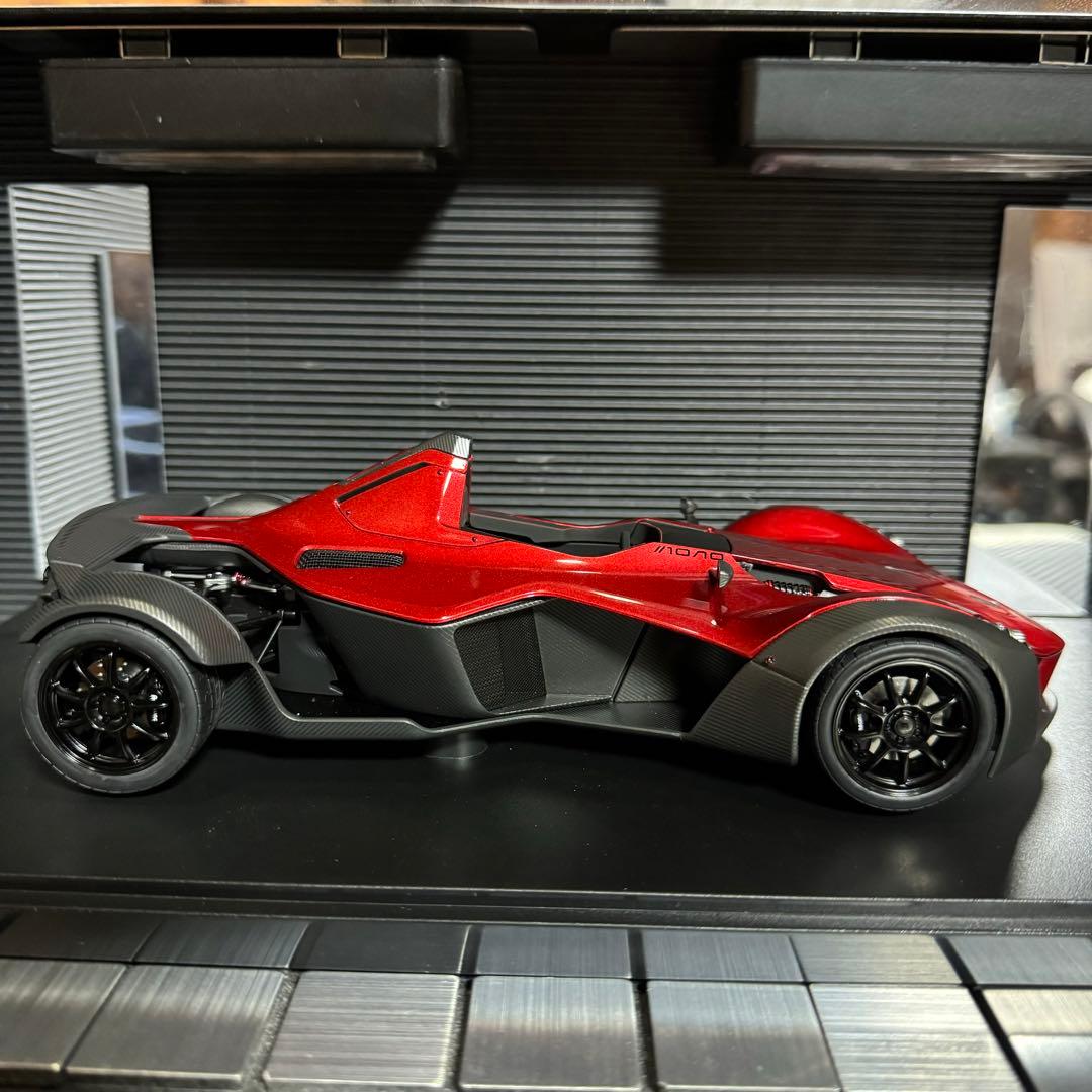 未展示品 オートアート 1/18 BAC Mono メタリックレッド