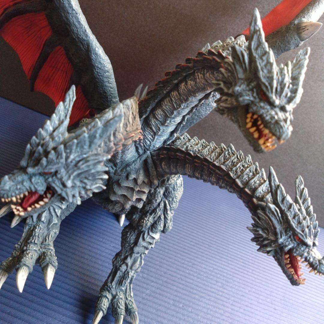 デスギドラ　フィギア