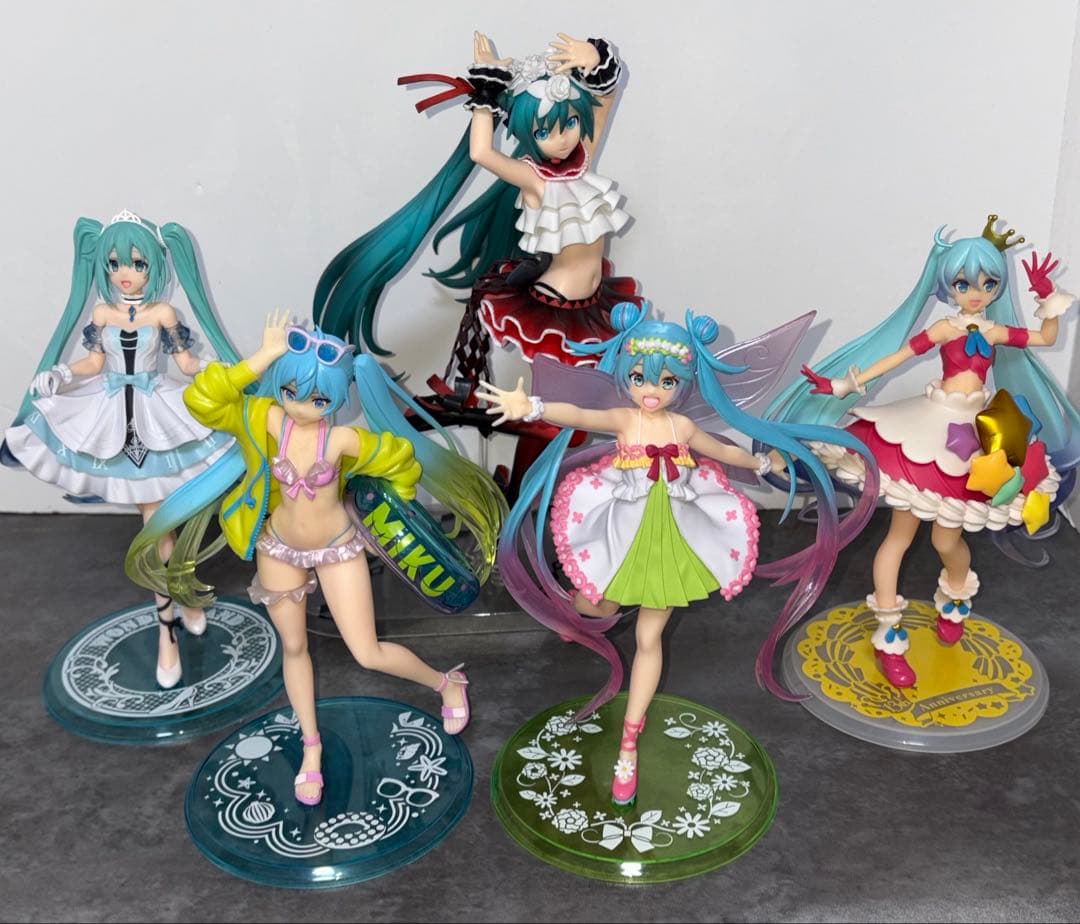 美少女フィギュア まとめ売り 初音ミク チェーンソーマン fate 20体