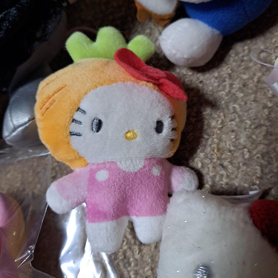 K*K様 キティ　　冬季限定　雪だるま　２０００年　スクイーズ　レア　まとめて