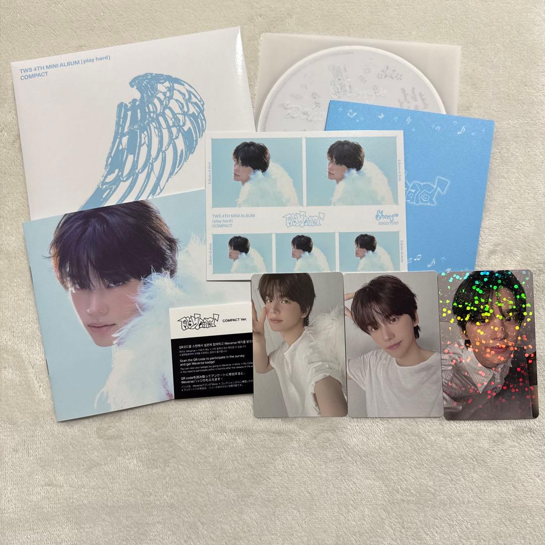 TWS play hard シニュ compact トレカ weverse - メルカリ
