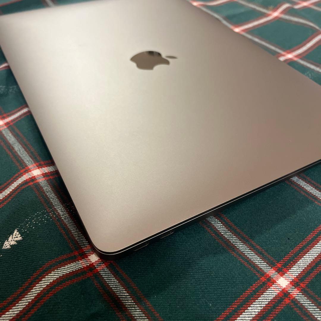超美品！M1 MacBook Air バッテリー98% 8GB/256GB 箱付