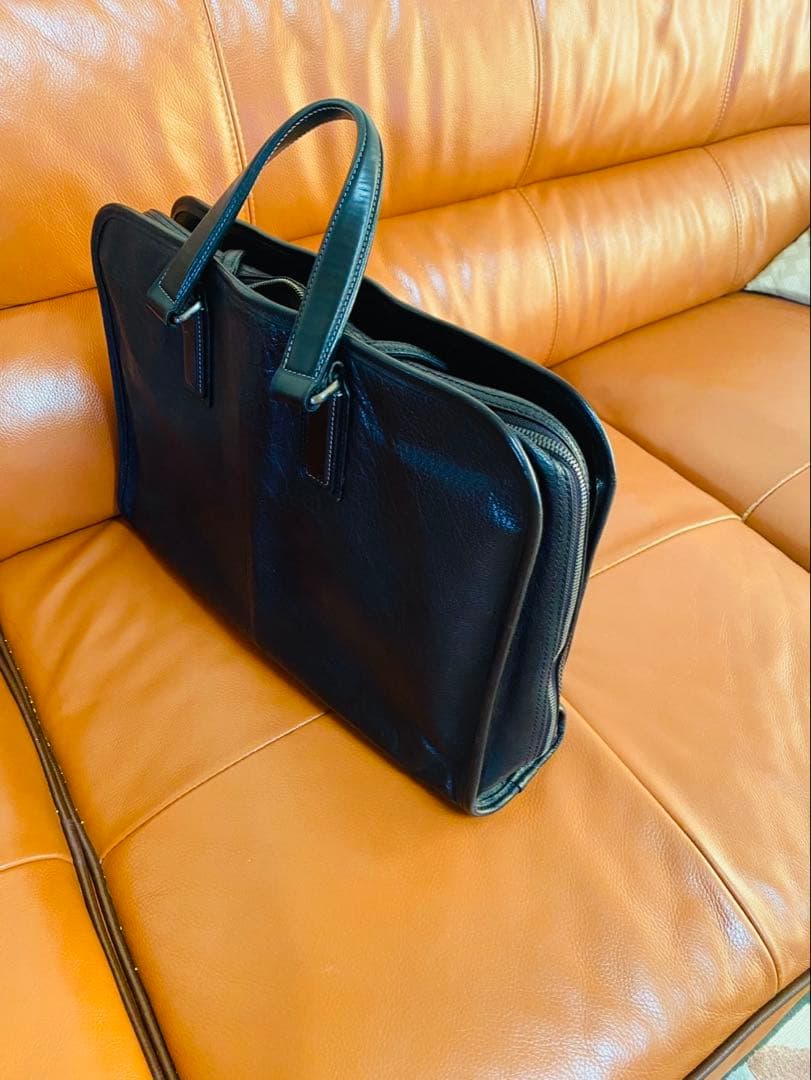 土屋鞄　レザービジネスバッグ