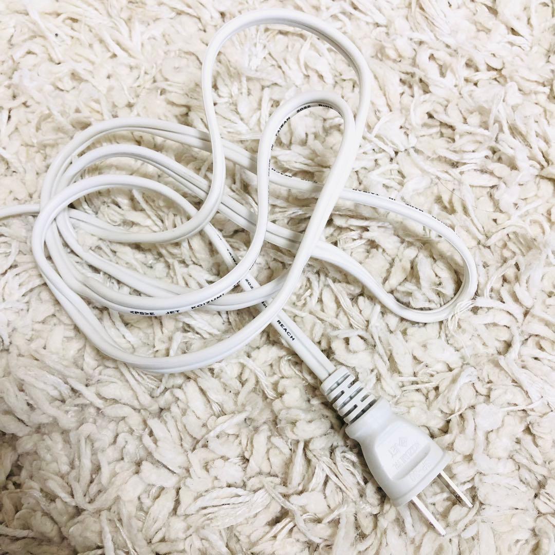 東海家具 ナイトテーブル 猫脚 木製 コンセント付き 完成品