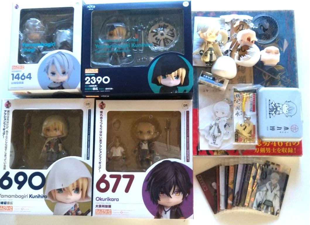 刀剣乱舞 山姥切国広 山姥切長義 鶴丸国永 ねんどろいど カード他