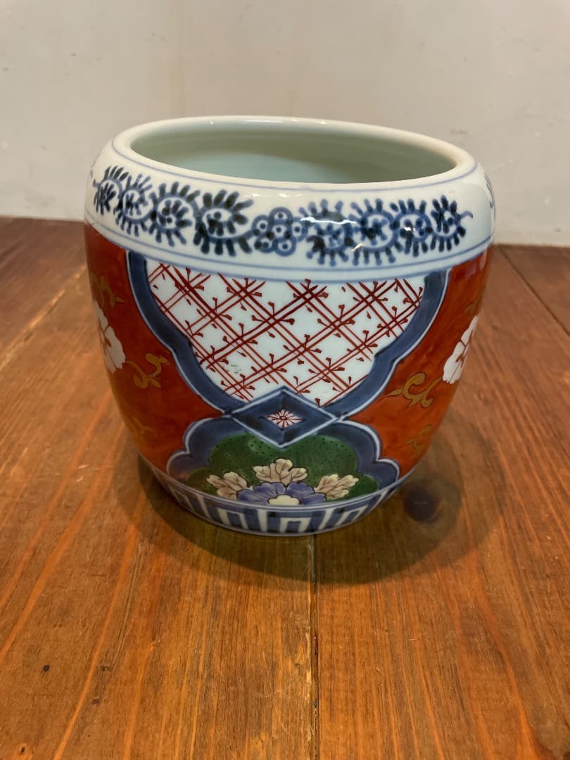 美品 伊万里 色絵 草花丸文 冨貴長春 鉢 火鉢 絵柄が華やかな