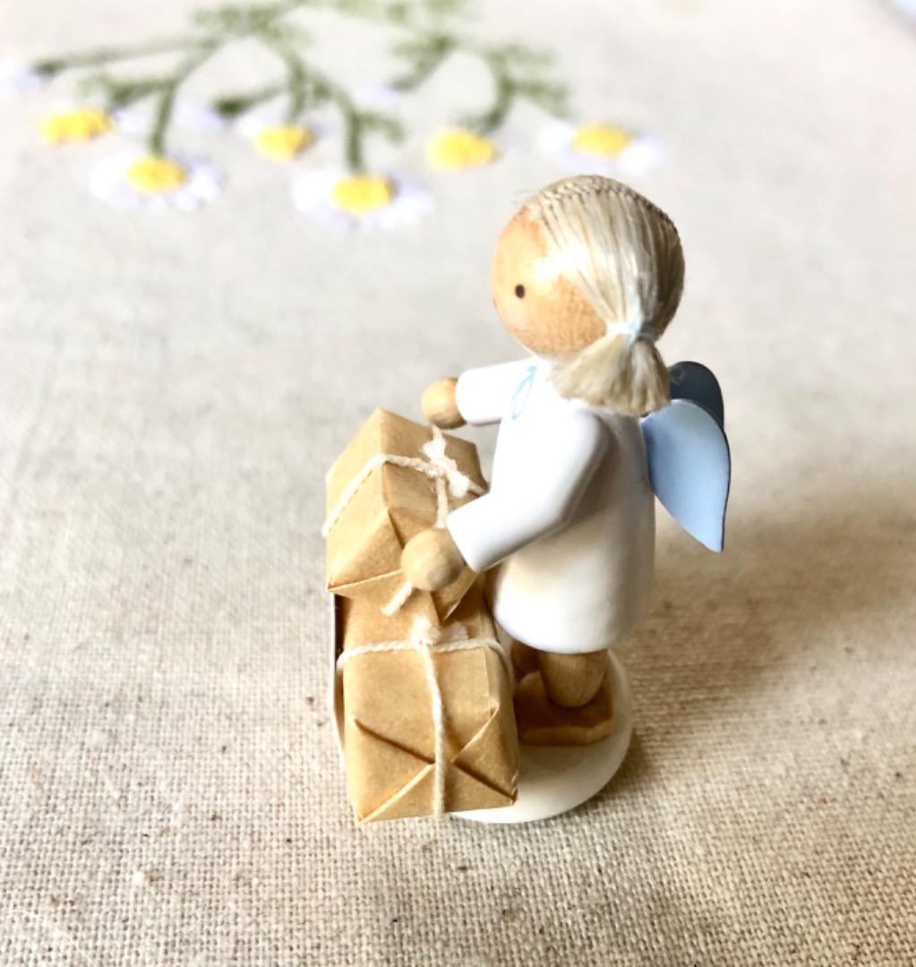 ドイツ フラーデ 小包を守る天使 - メルカリ