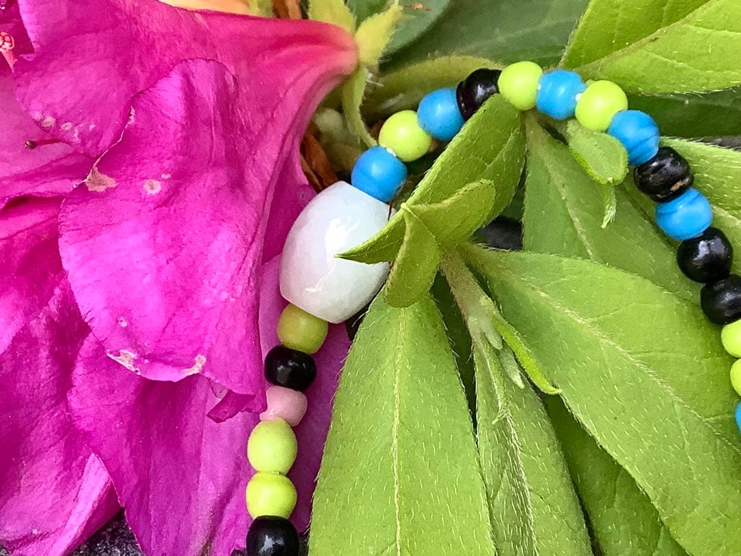 蔵出‼️ガラス玉 日本製超アンティークとんぼ&糸魚川翡翠樽型