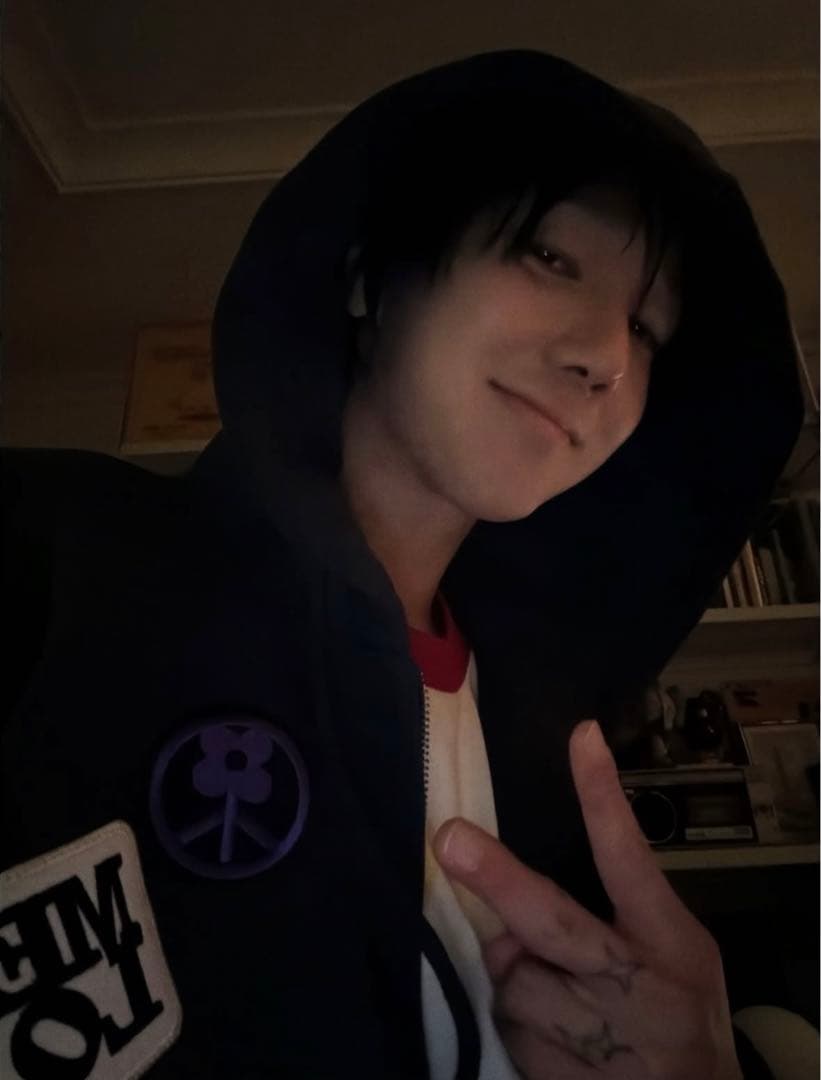 マウスラビット　パーカー　イェソン　韓国チャコール