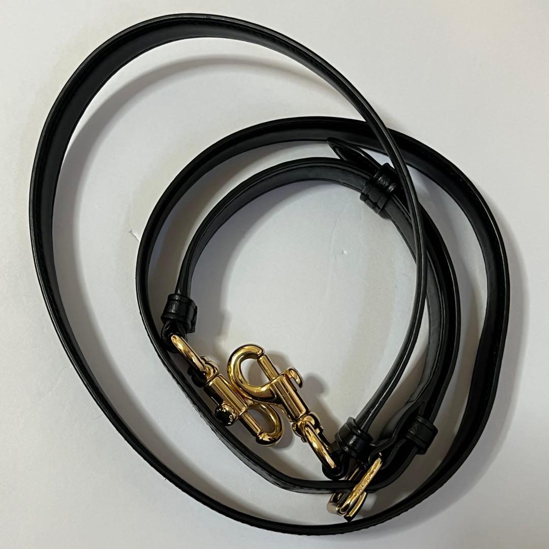 極美品✨コーチ　カメラバッグ　ショルダーバッグ　ダブルジップ　PVCレザー　黒