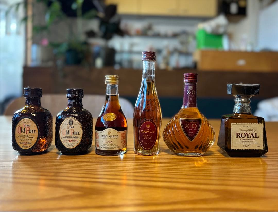 値下中】洋酒 ミニボトル まとめ売り 11本セット 古酒 未開栓