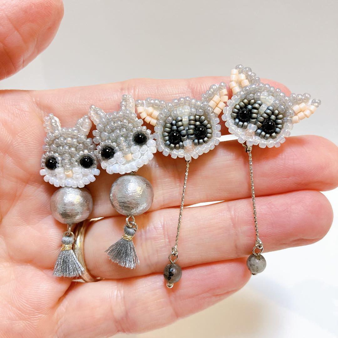専用☆ビーズ刺繍ピアス ハンドメイドピアス 動物モチーフ アニマルピアス