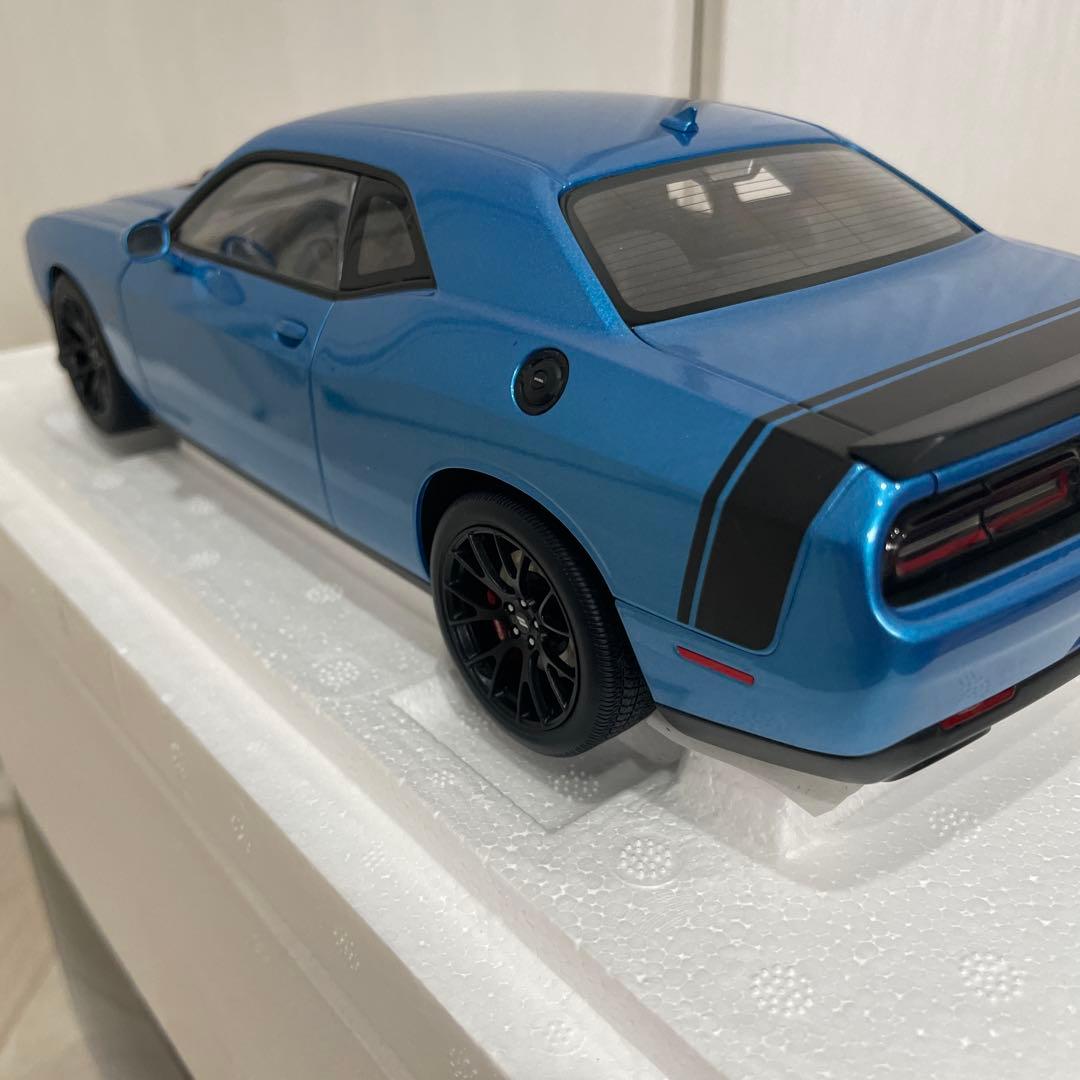 1/18 ダッジ チャレンジャー HEMI スキャットパック シェイカー