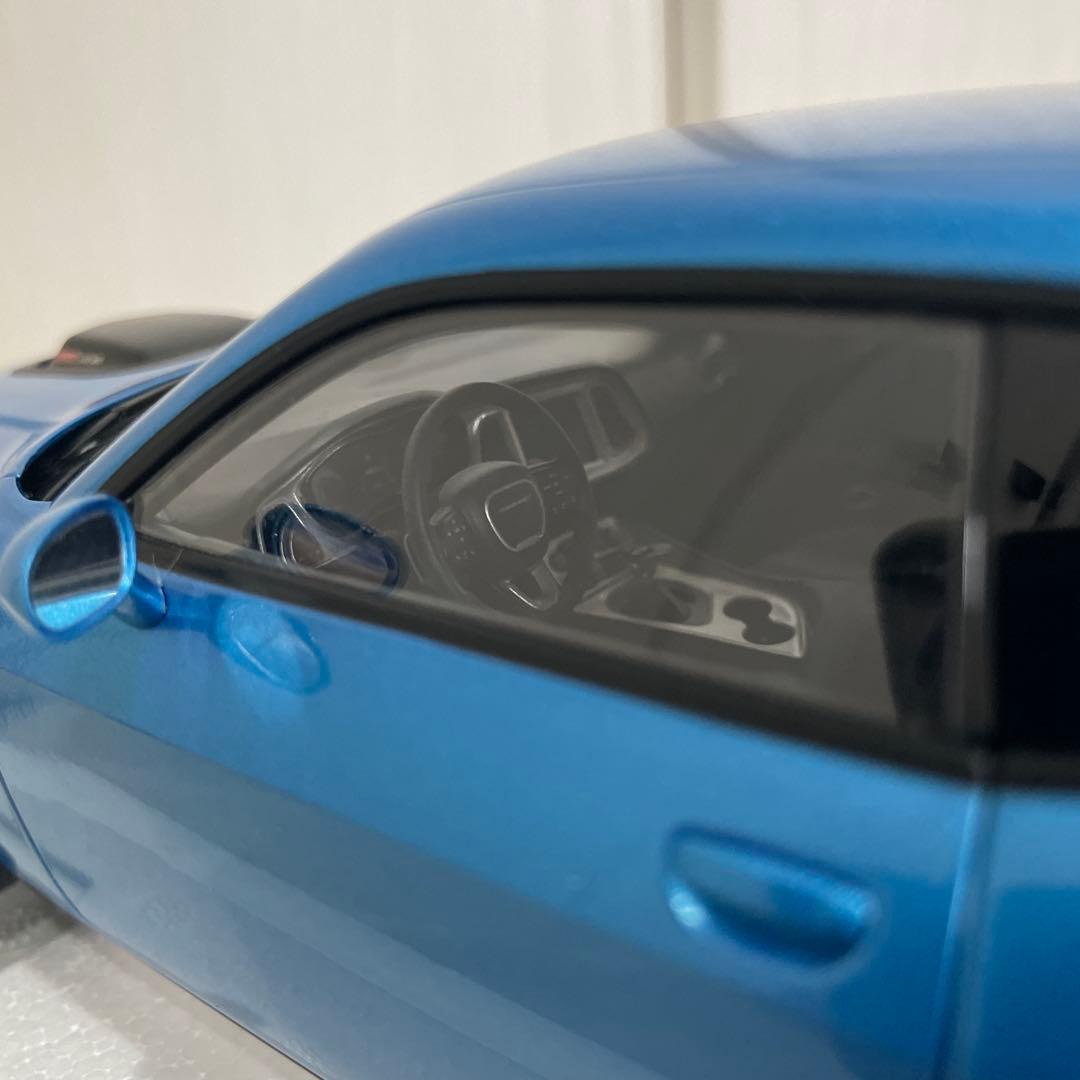 1/18 ダッジ チャレンジャー HEMI スキャットパック シェイカー