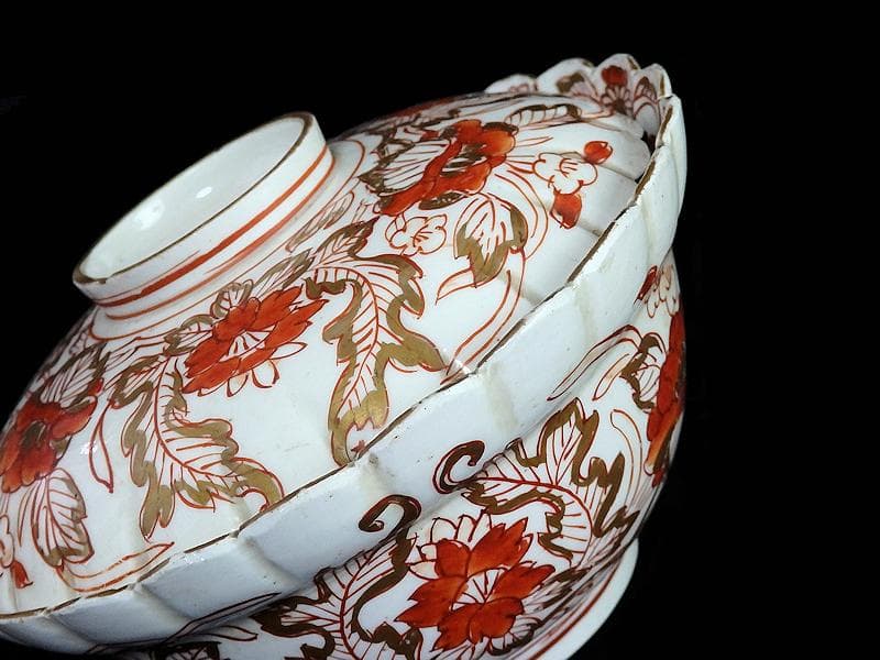 古伊万里 金襴手 輪花 花に柘榴の図 蓋付き深鉢 菓子