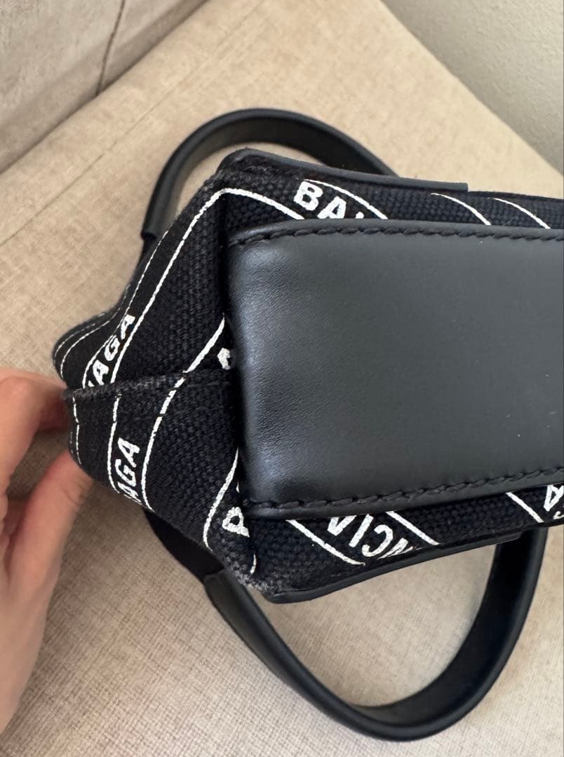 BALENCIAGA バレンシアガ ロゴ総柄 ミニトートバッグ ブラック