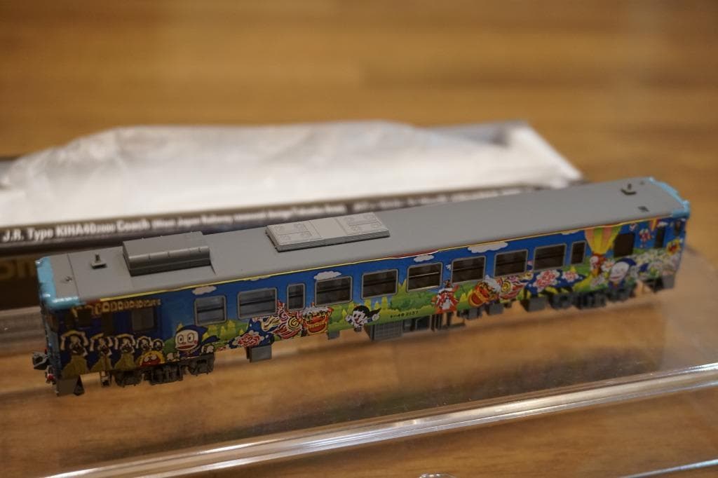 TOMIX キハ40　2137 氷見線・城端線　ハットリくんラッピング塗装　T車