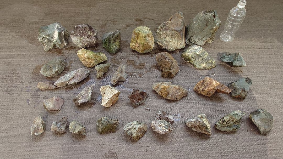 水槽レイアウト用石 風山石 約21㎏