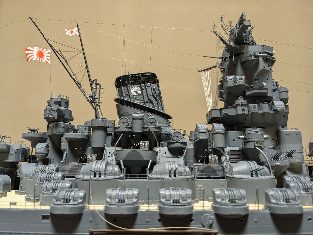 戦艦大和モノクローム1/200　完成品　アクリルケース付き