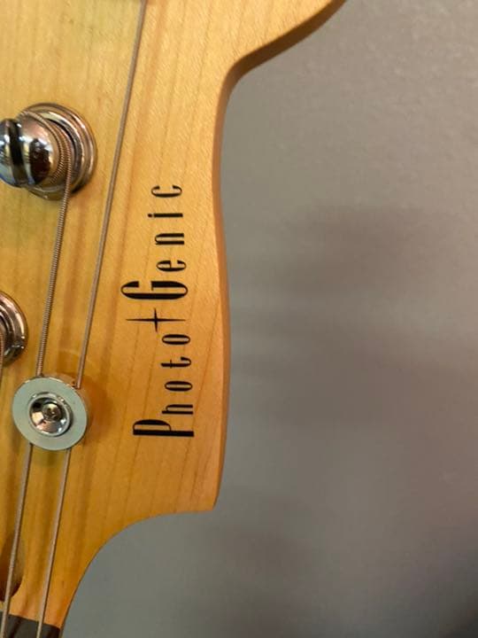 エレキギター ホワイト 袋付き