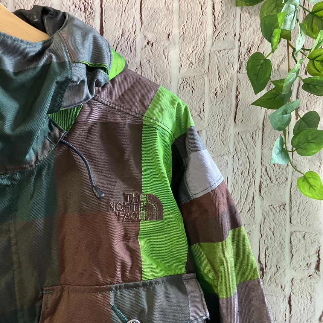 ノースフェイス スノーウェア ジャケットグリーン×ブラウン 裏地総柄 Lサイズ